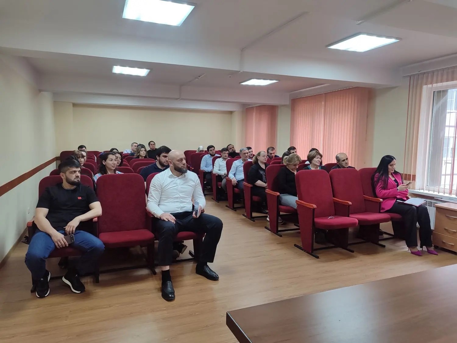 Новое в декларационной кампании: семинар для госслужащих Минпромторга РД